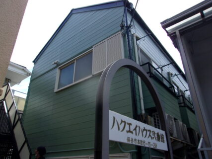 西東京市のアパートで屋根外壁塗装